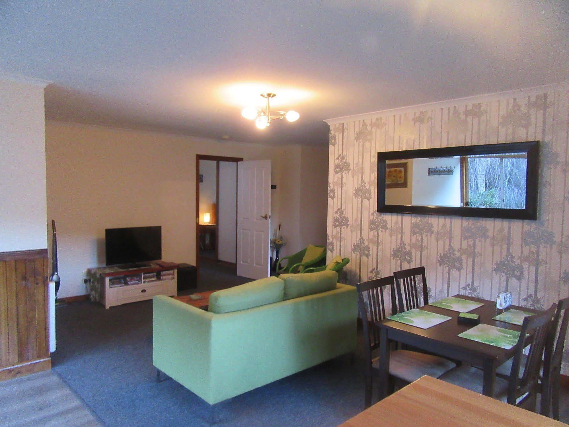 Sherwood View Accommodation Devonport Exterior photo