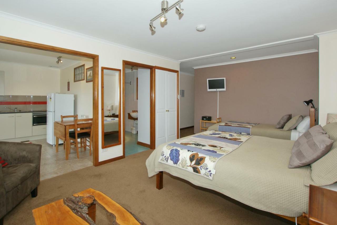 Sherwood View Accommodation Devonport Exterior photo